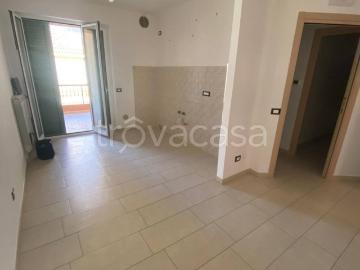 Appartamento in affitto a Modica via Sacro Cuore, 76, non arredato/vuoto, posto auto, buono stato TrovaCasa