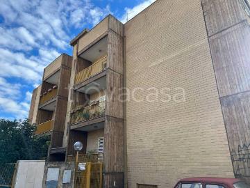 Appartamento in affitto a Modugno via Hermada, 36, arredato, ascensore, tripla esposizione TrovaCasa