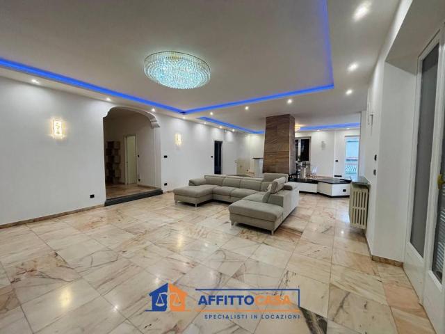 Appartamento in affitto a Moncalieri strada Moncalvo, arredato, box, terrazzo TrovaCasa