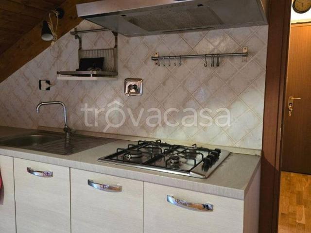 Appartamento in affitto a Moncalieri via Sestriere, 31, arredato, riscaldamento autonomo, doppia esposizione TrovaCasa