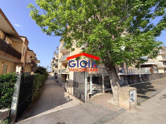 Appartamento in affitto a Mondragone CE