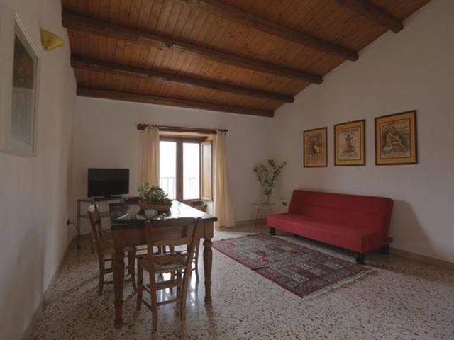 Appartamento in affitto a Monreale PA