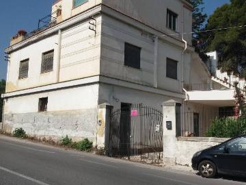 Appartamento in affitto a Monreale PA