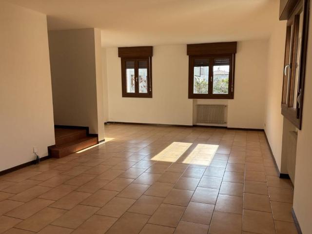 Appartamento in affitto a Monselice PD