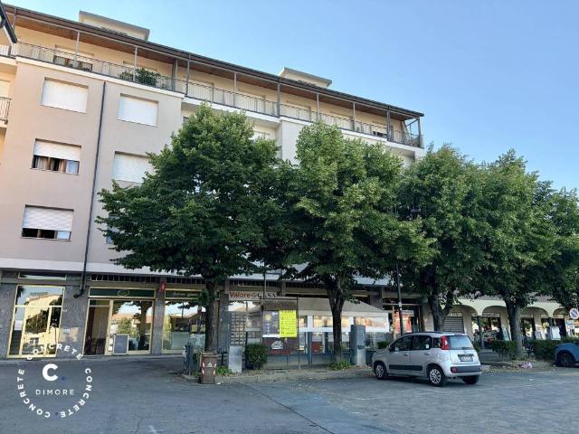 Appartamento in affitto a Montà piazza Vittorio Veneto, 35, arredato, ascensore, riscaldamento centralizzato TrovaCasa