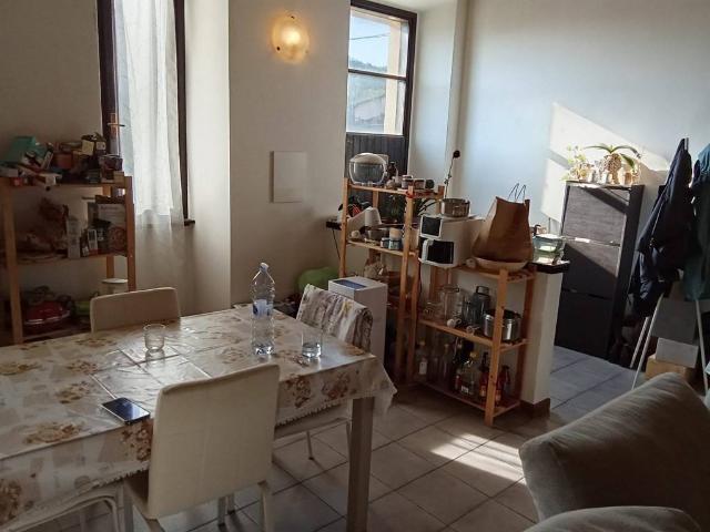 Appartamento in affitto a Montano Lucino CO