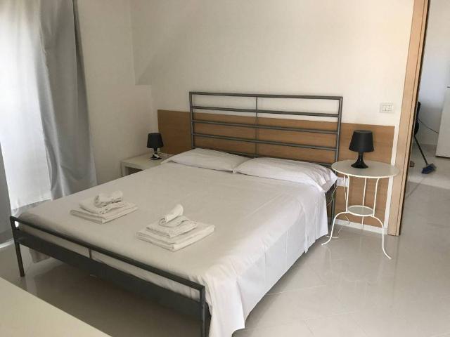 Appartamento in affitto a Montauro CZ