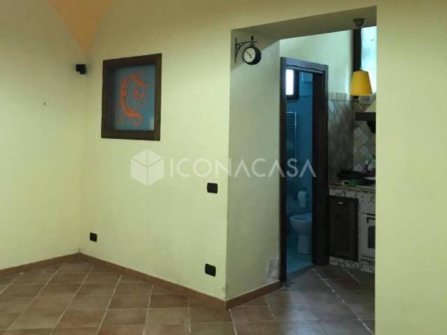 Appartamento in affitto a Monte di Procida, non arredato/vuoto, terrazzo, ristrutturato TrovaCasa