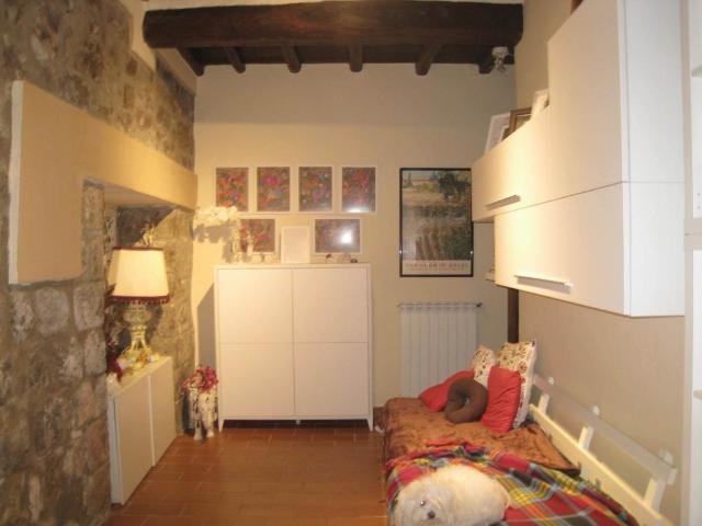 Appartamento in affitto a Montefiascone, arredato, caminetto, centrale TrovaCasa