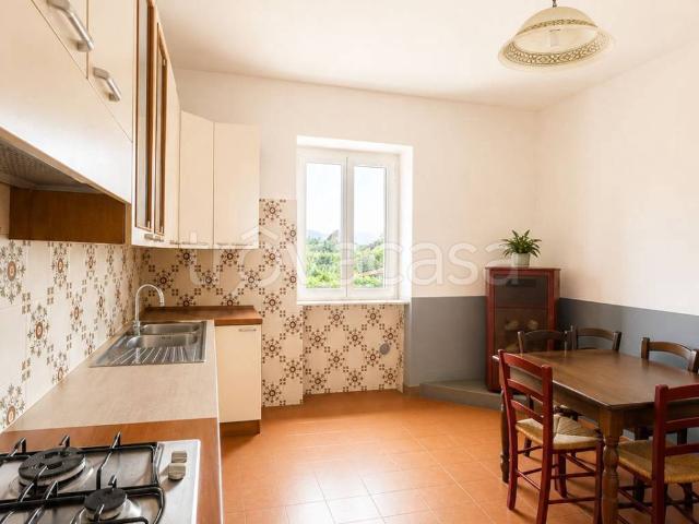 Appartamento in affitto a Montefredane via Arcella, arredato, cucina abitabile TrovaCasa