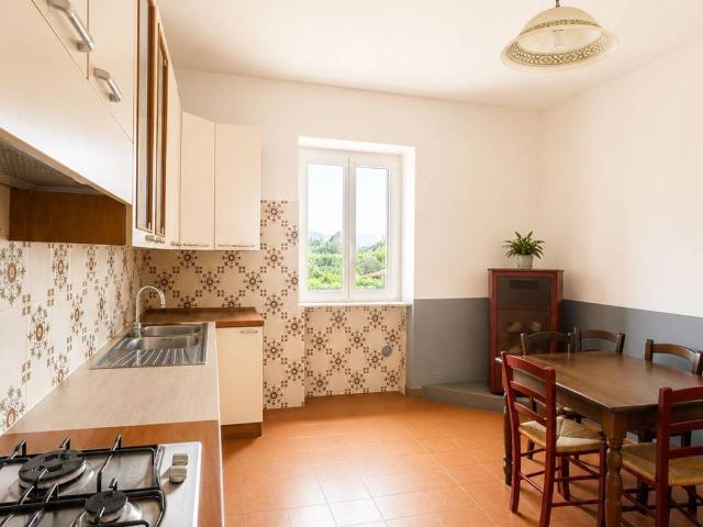 Appartamento in affitto a Montefredane AV