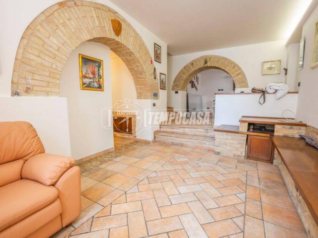 Appartamento in affitto a Montelupone via Garibaldi 40, arredato, ristrutturato, centrale TrovaCasa