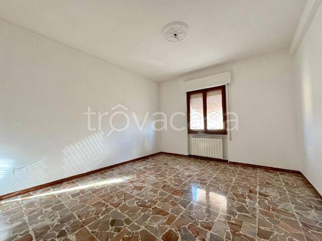 Appartamento in affitto a Montemurlo via Amilcare Ponchielli, parzialmente arredato, riscaldamento assente, cantina TrovaCasa
