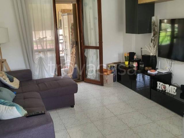 Appartamento in affitto a Monterotondo largo Gran Sasso, 17, posto auto, balcone, cucina abitabile TrovaCasa