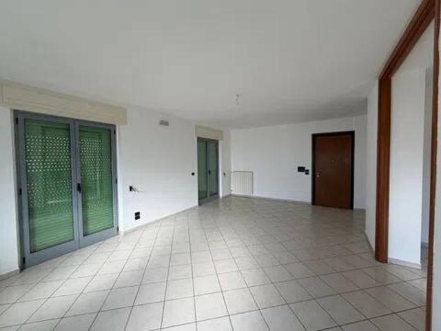 Appartamento in affitto a Monteroni di Lecce LE