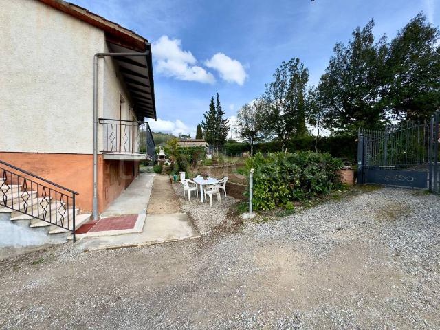 Appartamento in affitto a Monteriggioni strada di Basciano, arredato, giardino privato, posto auto TrovaCasa