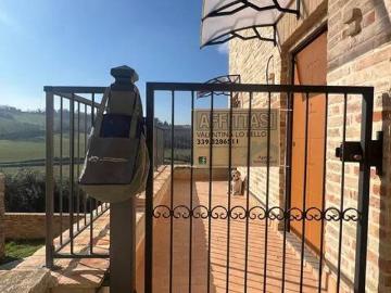 Appartamento in affitto a Montottone via Placidi Mura Castellane No Number, arredato, terrazzo TrovaCasa