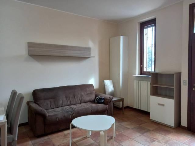 Appartamento in affitto a Monza MB