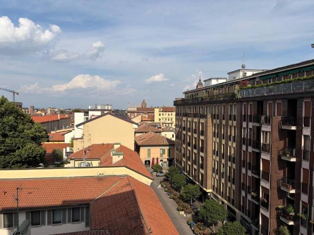 Appartamento in affitto a Monza MB