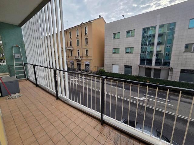 Appartamento in affitto a Monza MB