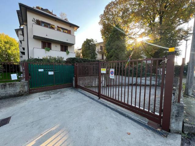 Appartamento in affitto a Monza MB