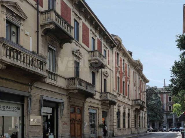 Appartamento in affitto a Monza MB