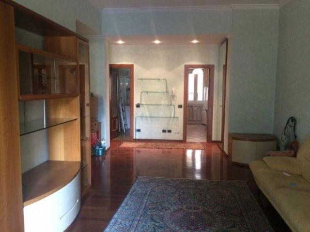 Appartamento in affitto a Monza MB