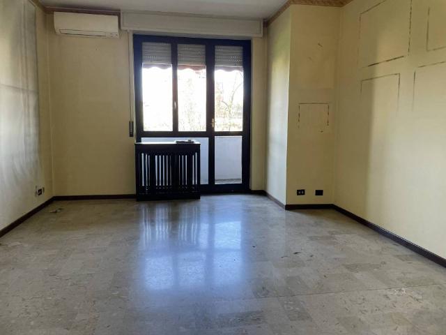 Appartamento in affitto a Monza MB