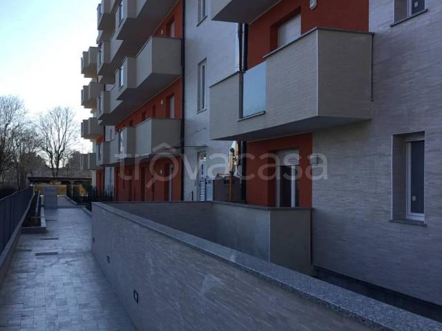 Appartamento in affitto a Monza via Ippolito Nievo, 4, giardino privato, nuova costruzione TrovaCasa