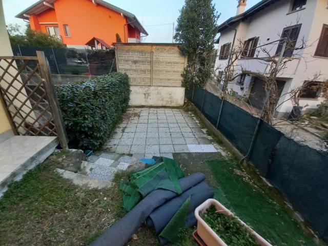 Appartamento in affitto a Mornago VA