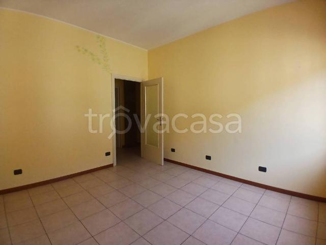 Appartamento in affitto a Mortara, non arredato/vuoto, senza ascensore, balcone TrovaCasa