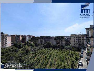 Appartamento in affitto a Napoli