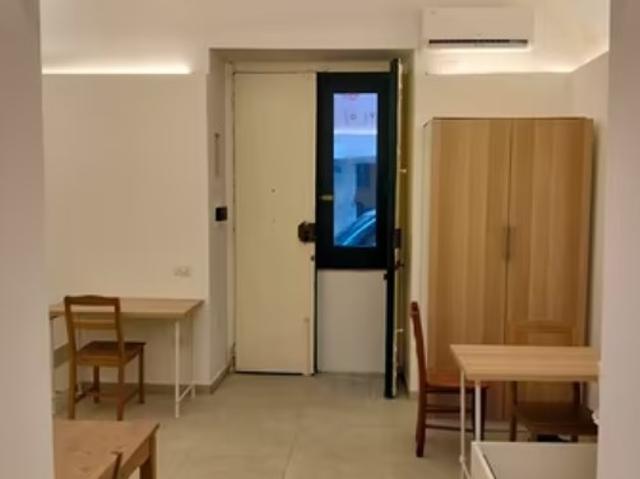 Appartamento in affitto a Napoli