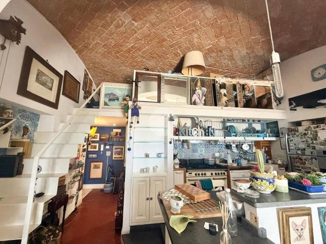 Appartamento in affitto a Napoli