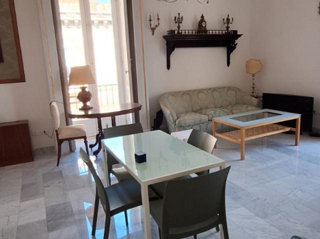 Appartamento in affitto a Napoli