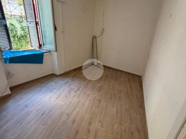 Appartamento in affitto a Napoli via Case Puntellate, 43, non arredato/vuoto, buono stato, angolo cottura TrovaCasa