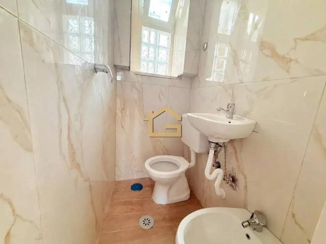 Appartamento in affitto a Napoli via Aldo Cocchia, non arredato/vuoto, ristrutturato, angolo cottura TrovaCasa
