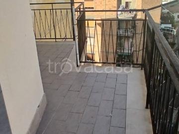 Appartamento in affitto a Napoli via Giuseppe Casciaro, non arredato/vuoto, posto auto, riscaldamento autonomo TrovaCasa