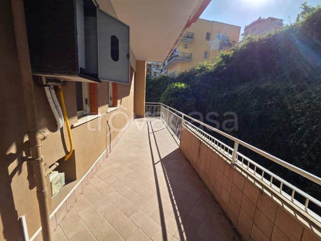 Appartamento in affitto a Napoli via Francesco Petrarca, 35, non arredato/vuoto, ascensore, cantina TrovaCasa