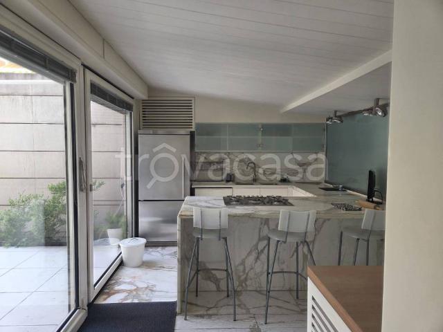 Appartamento in affitto a Napoli via Michelangelo Schipa, arredato, posto auto, terrazzo TrovaCasa
