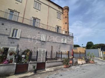 Appartamento in affitto a Napoli via Ponti Rossi, arredato, posto auto, ristrutturato TrovaCasa