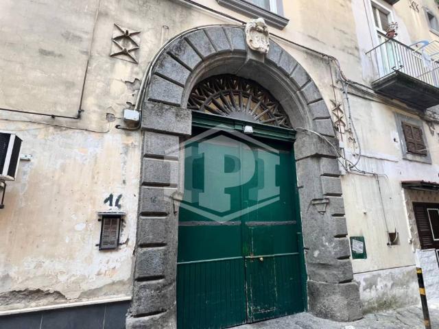 Appartamento in affitto a Napoli vico dei Venti, 16, non arredato/vuoto, ascensore, cantina TrovaCasa