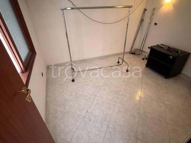 Appartamento in affitto a Napoli cupa Carbone, terrazzo, parzialmente arredato, cantina TrovaCasa