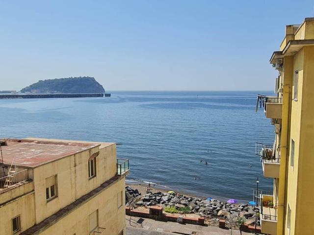 Appartamento in affitto a Napoli NA