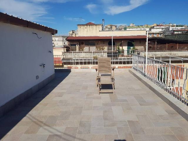 Appartamento in affitto a Napoli NA