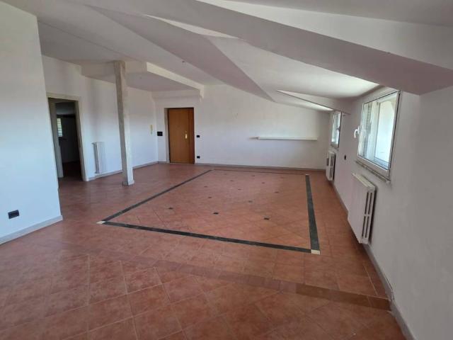 Appartamento in affitto a Napoli NA