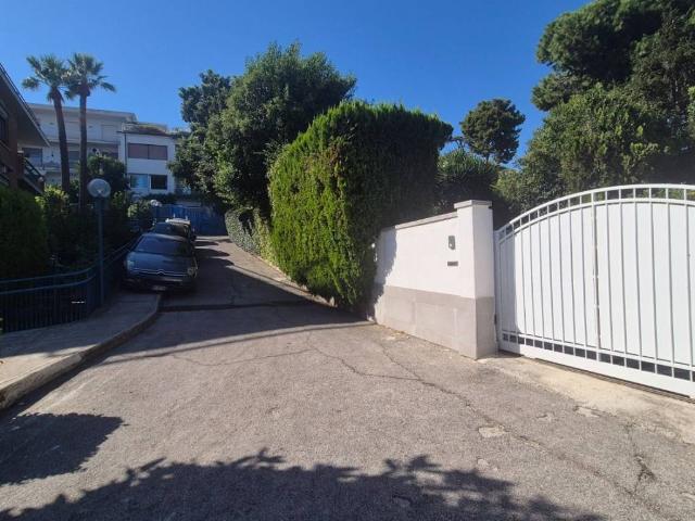 Appartamento in affitto a Napoli NA