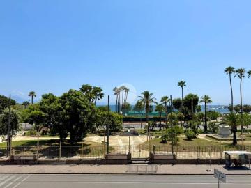Napoli, Napoli Campania - Ascensore