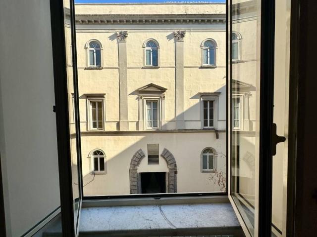 Appartamento in affitto a Napoli NA