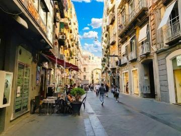 Via Chiaia, Porto di Santa Lucia, Napoli, Napoli Campania